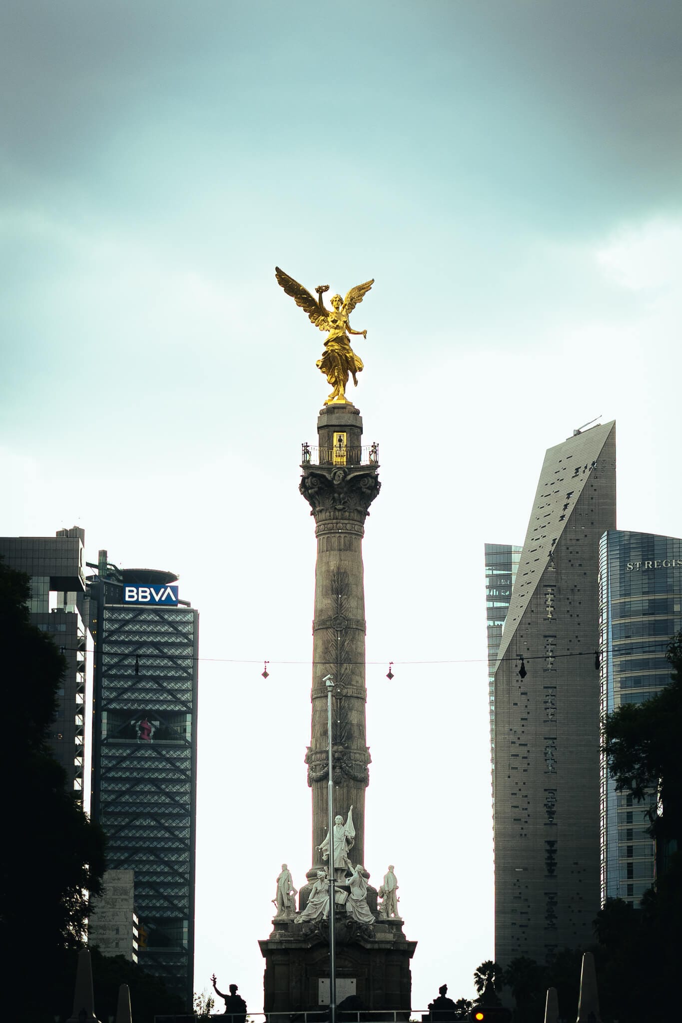 🦅 El Ángel de la Independencia: Historia y Curiosidades del Monumento Icónico de México